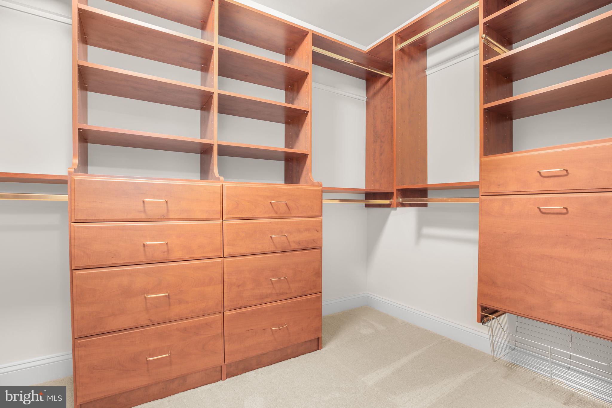 SMITH LAKE ESTATES - Residential