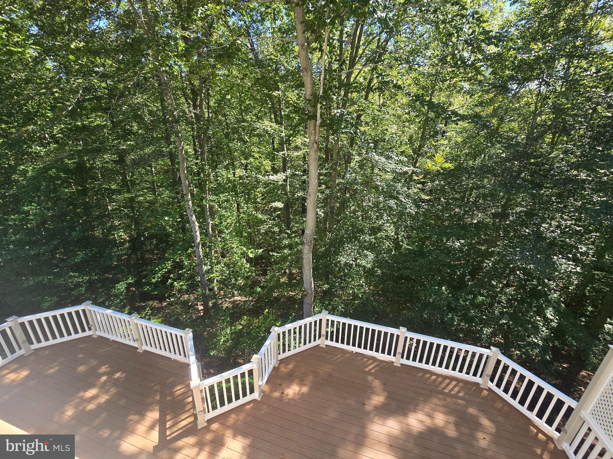 SMITH LAKE ESTATES - Residential