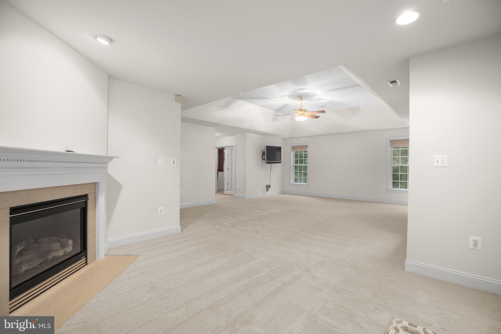 SMITH LAKE ESTATES - Residential