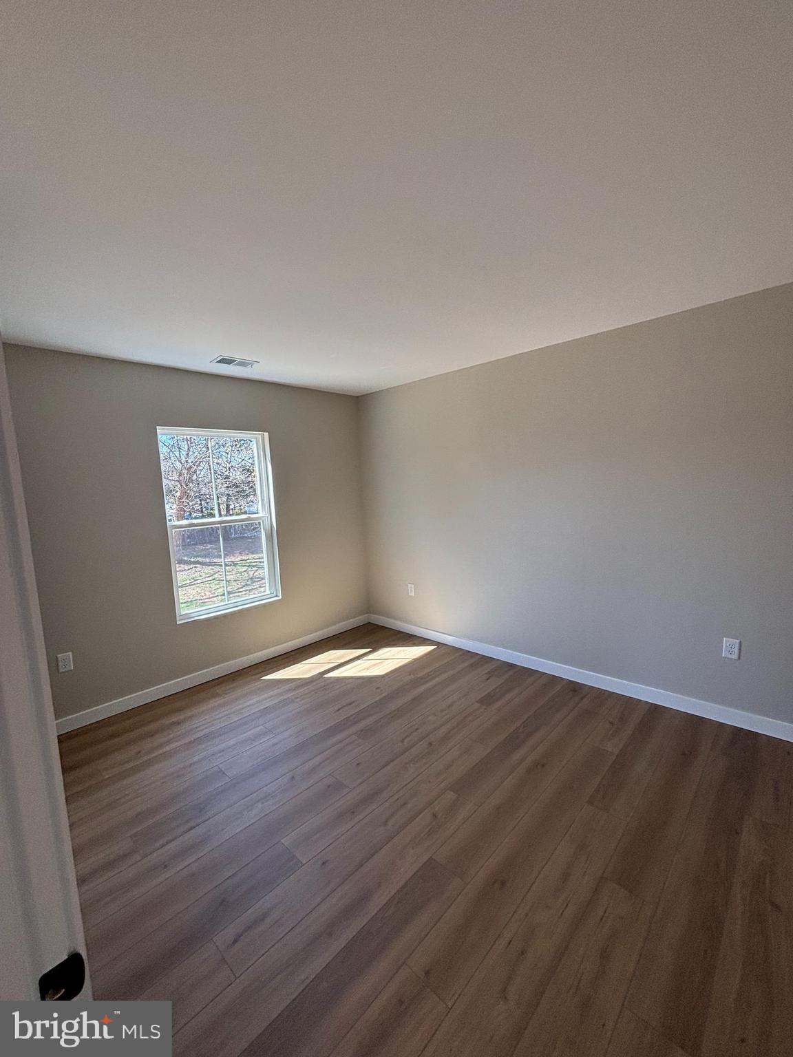 MANASSAS PARK - Residential