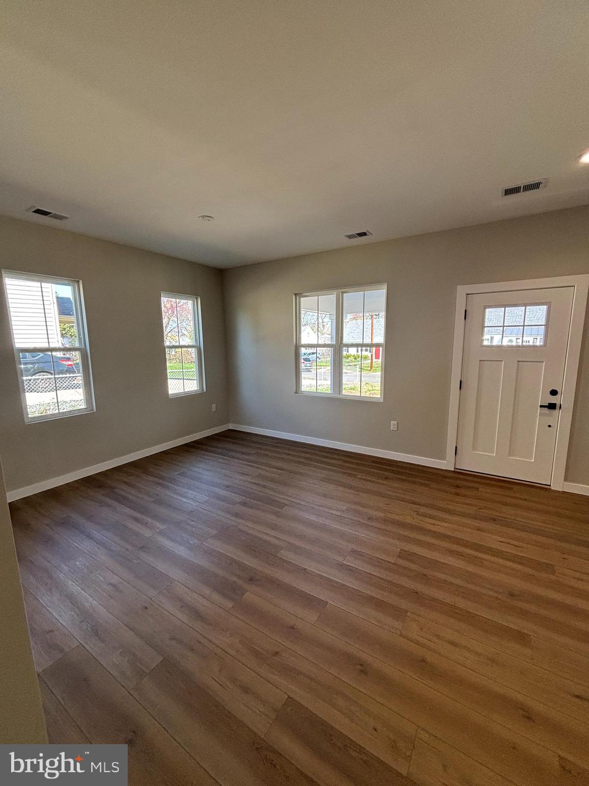 MANASSAS PARK - Residential