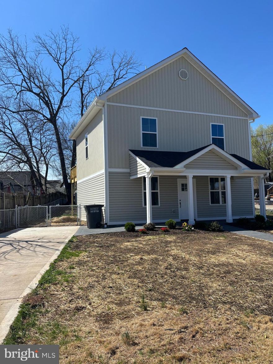 New Construction!!Single Family unit in Manassas Park inside and out! The property features nicely designed and built Kitchen and Bathrooms; it has 3 Bedrooms and a Full bath in the upper level, in the lower level it has an extra room and a full bath as well, a brand-new Deck sits in the back!! plenty of room and more!! Open House on Saturday March 28th from 1 to 4pm.