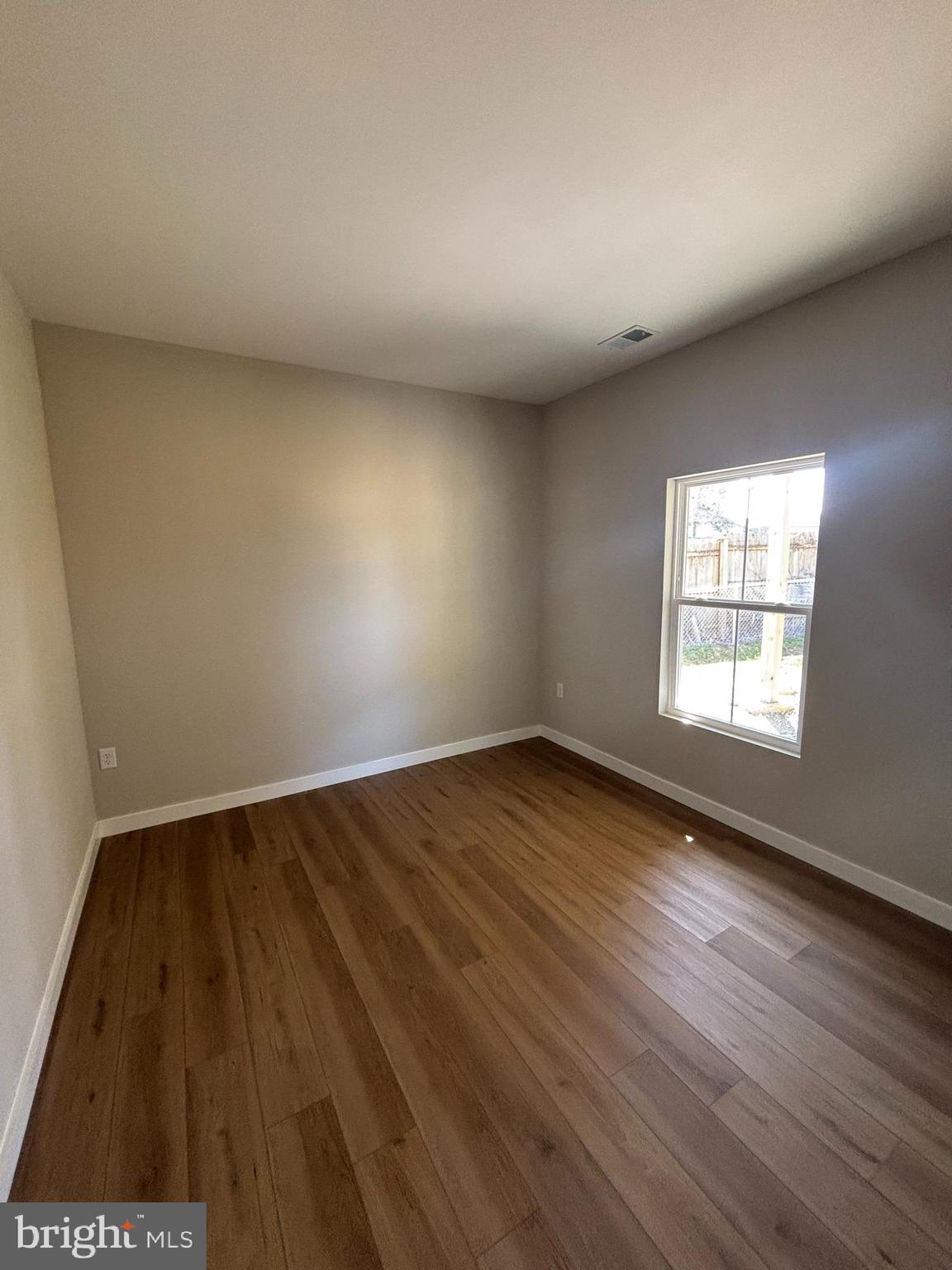 MANASSAS PARK - Residential