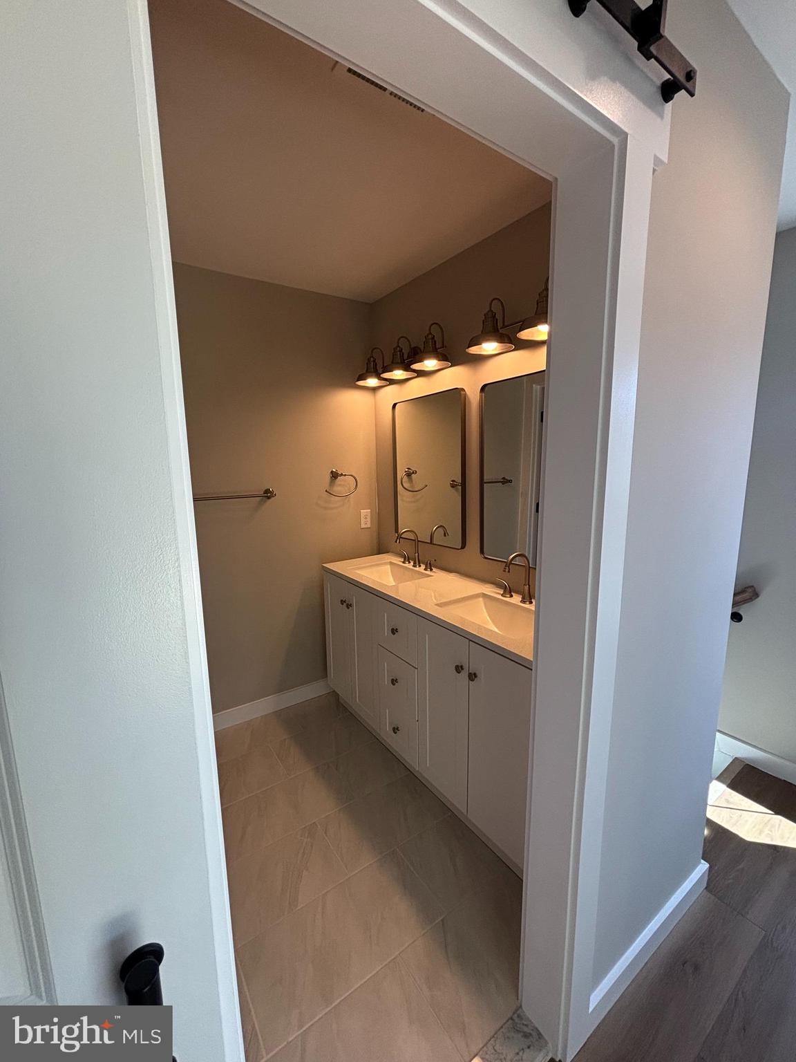 MANASSAS PARK - Residential