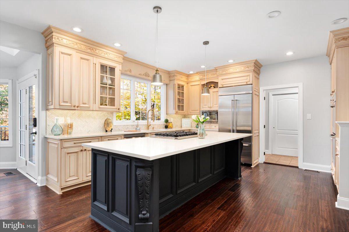 ANNAPOLIS PRESERVE - Residential