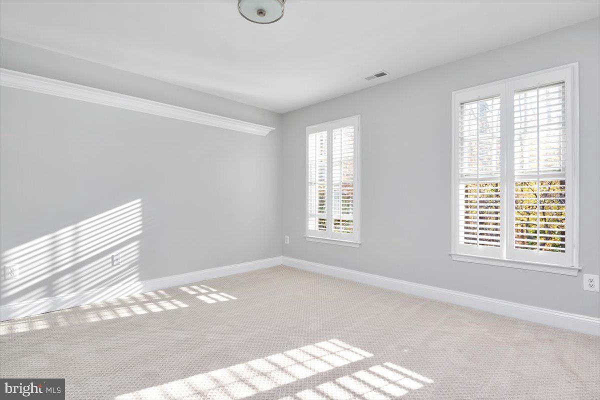 ANNAPOLIS PRESERVE - Residential