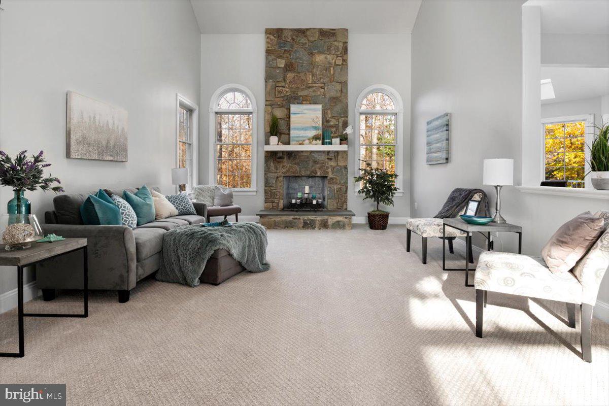 ANNAPOLIS PRESERVE - Residential