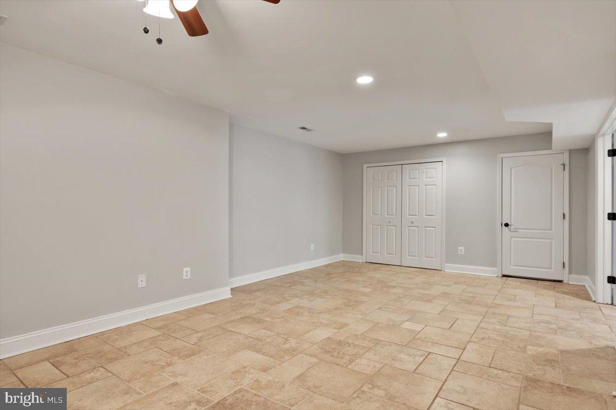 ANNAPOLIS PRESERVE - Residential