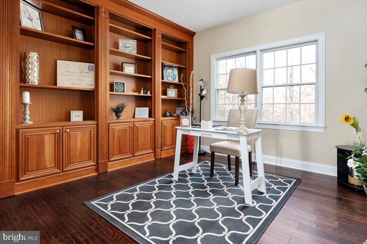 ANNAPOLIS PRESERVE - Residential