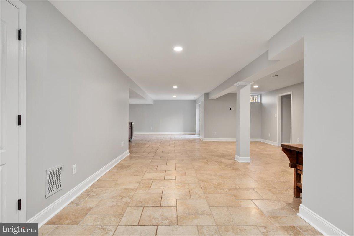 ANNAPOLIS PRESERVE - Residential