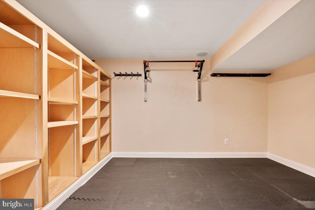 ANNAPOLIS PRESERVE - Residential