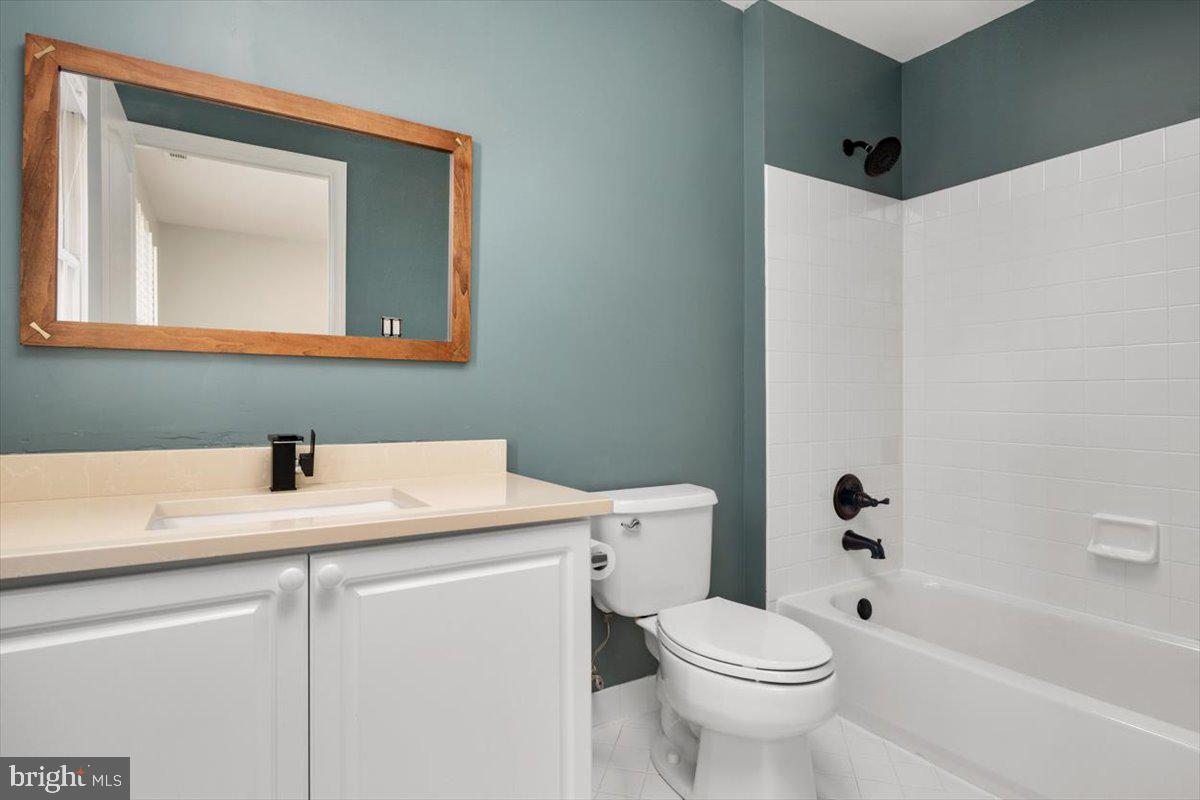 ANNAPOLIS PRESERVE - Residential