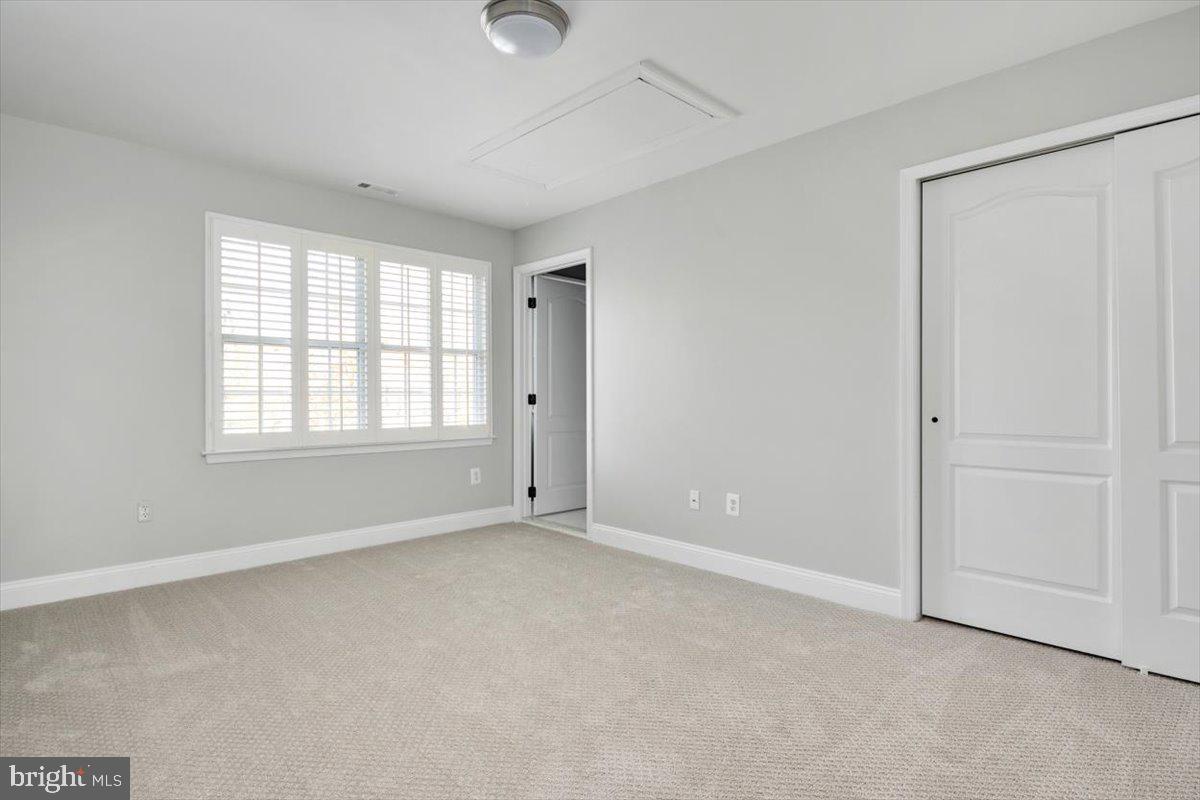 ANNAPOLIS PRESERVE - Residential