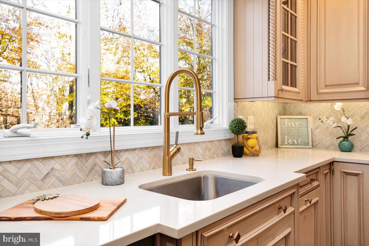 ANNAPOLIS PRESERVE - Residential