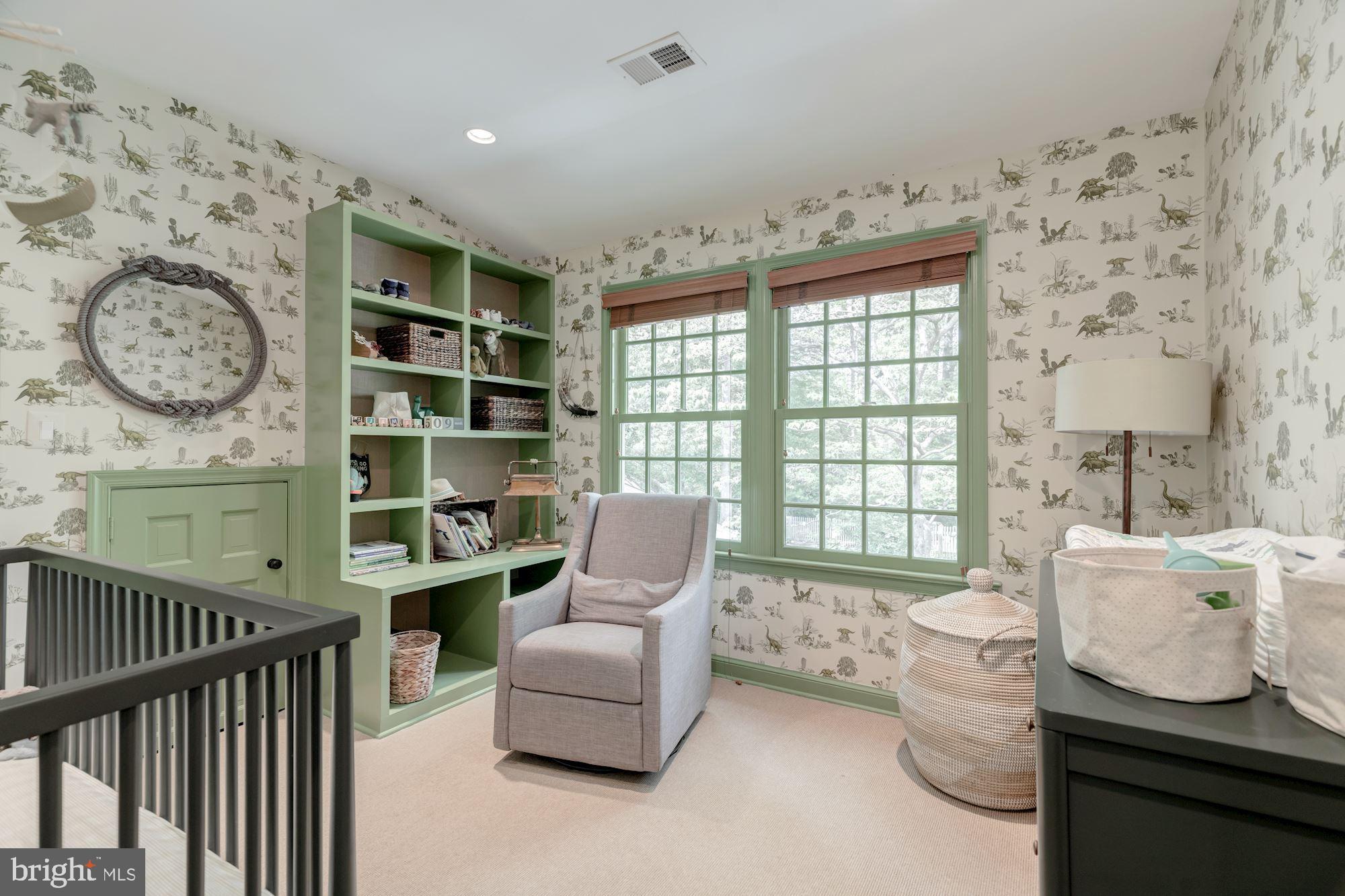 RAVENWOOD PARK - Residential