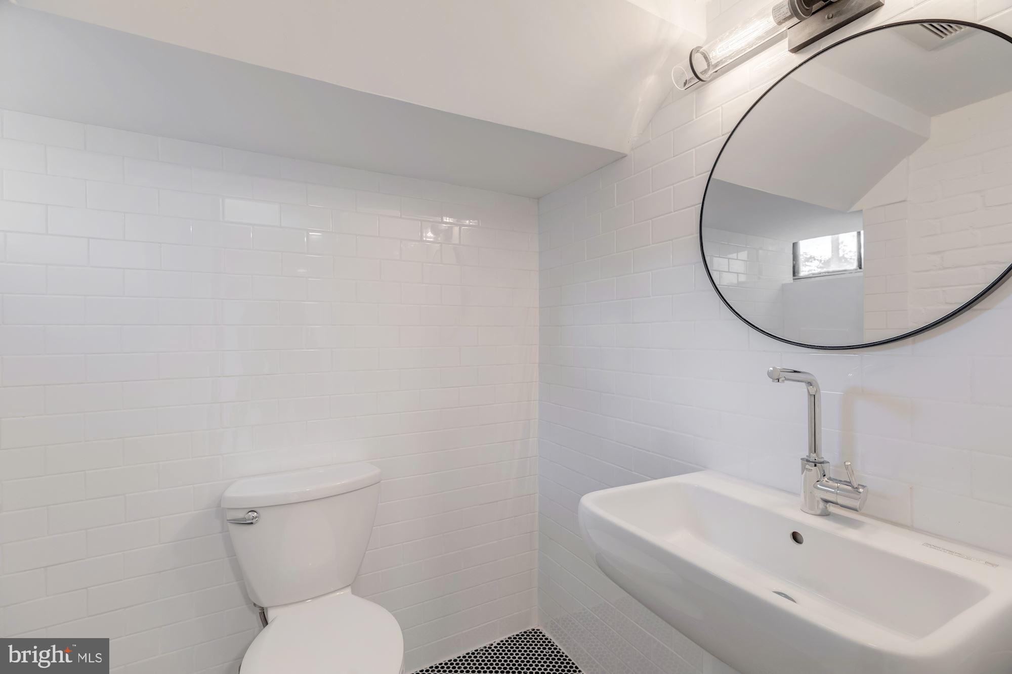 RAVENWOOD PARK - Residential