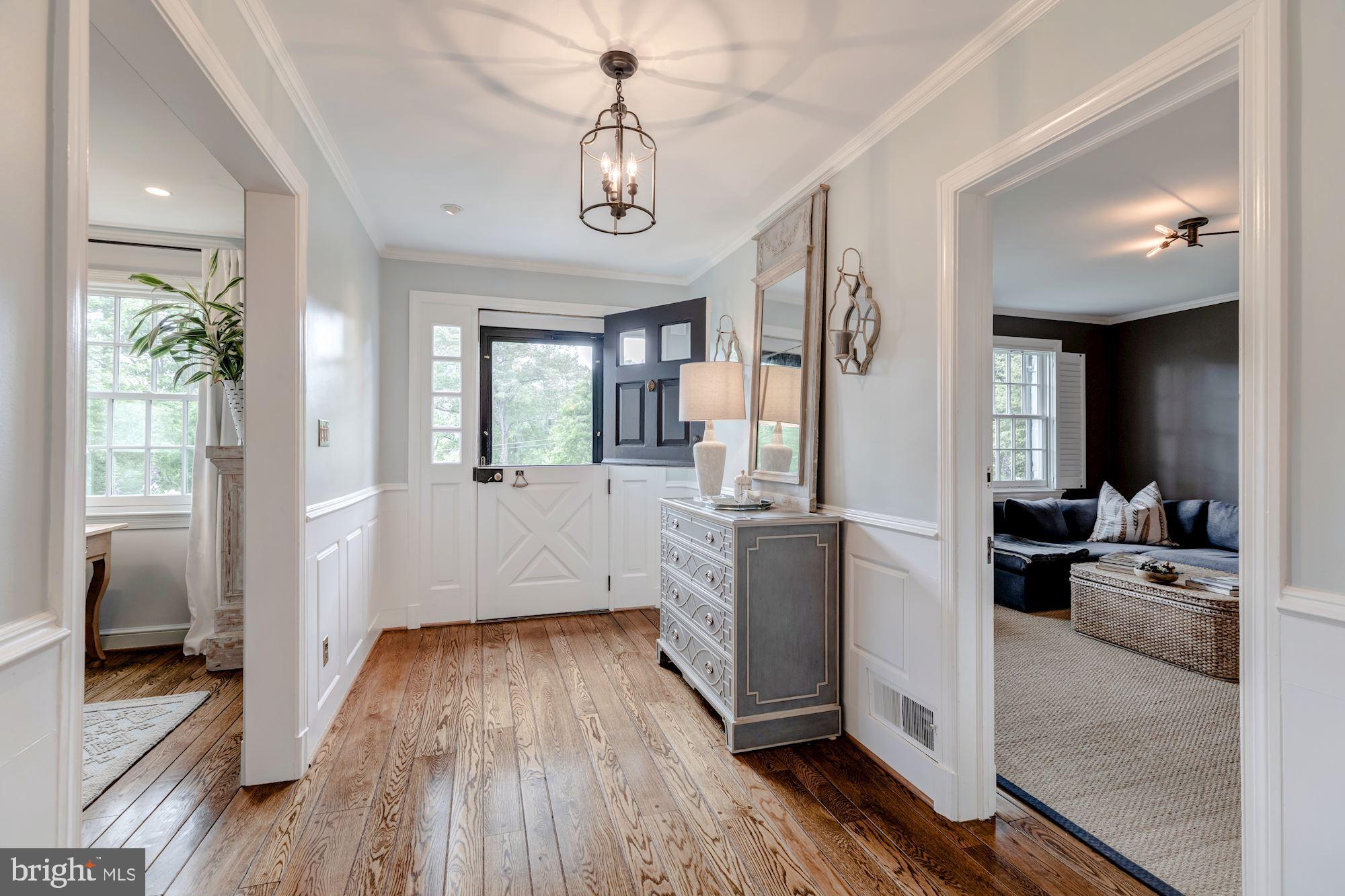 RAVENWOOD PARK - Residential