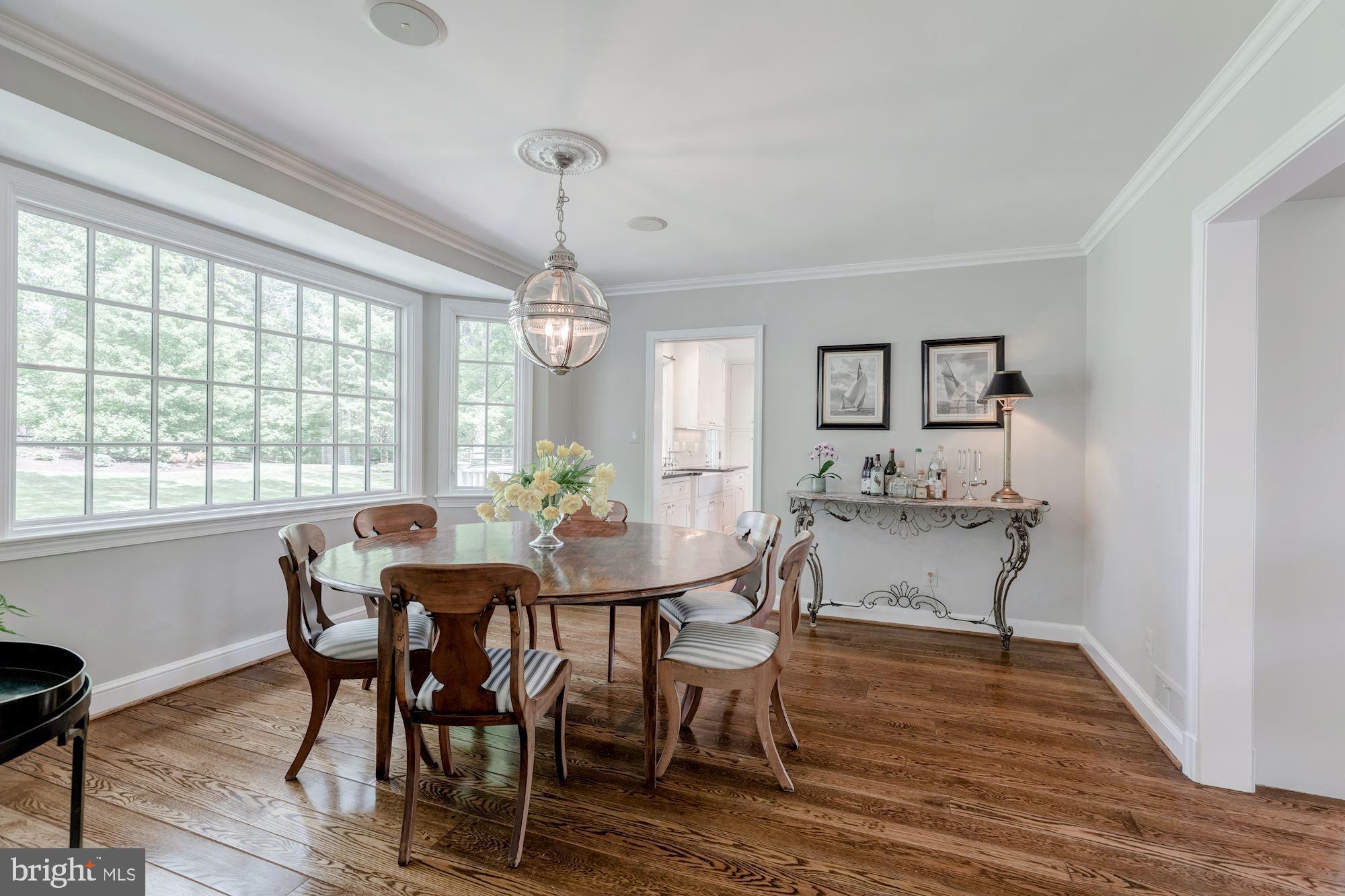 RAVENWOOD PARK - Residential