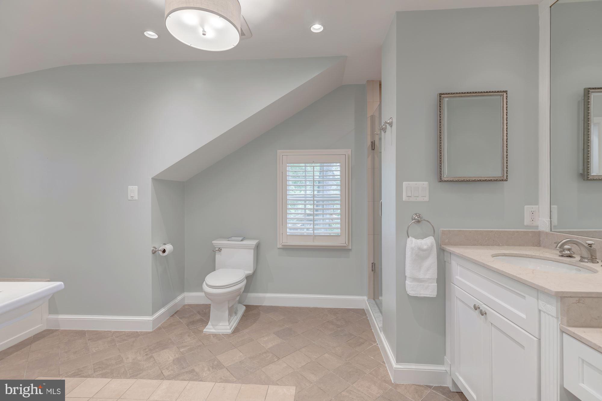 RAVENWOOD PARK - Residential