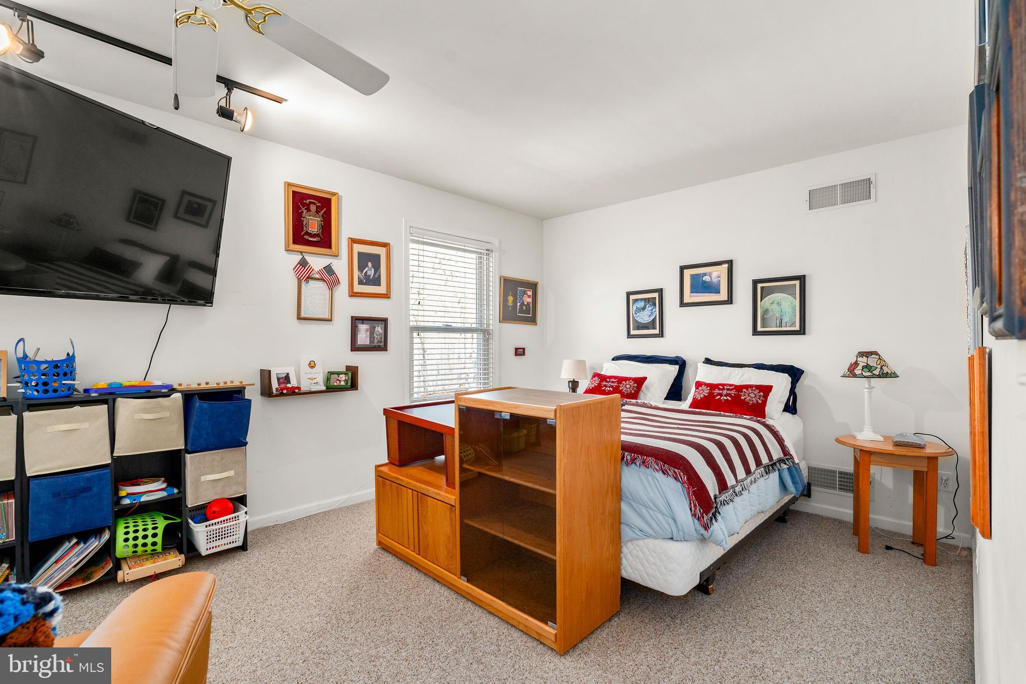 WHITAKER WOODS - Residential