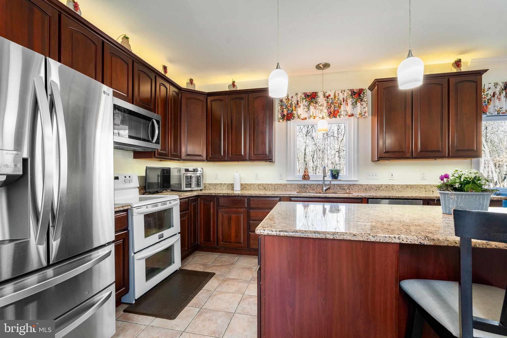 WHITAKER WOODS - Residential