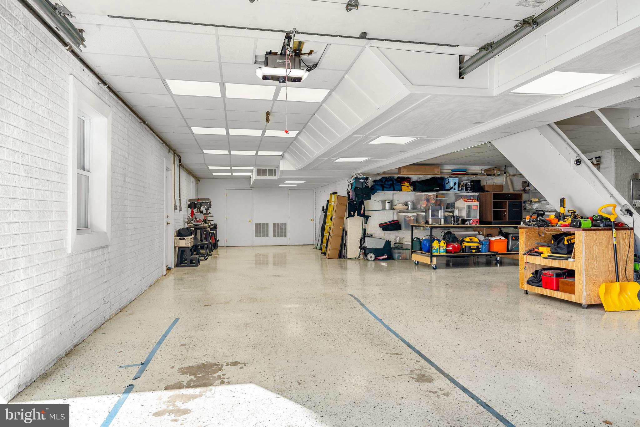 WHITAKER WOODS - Residential