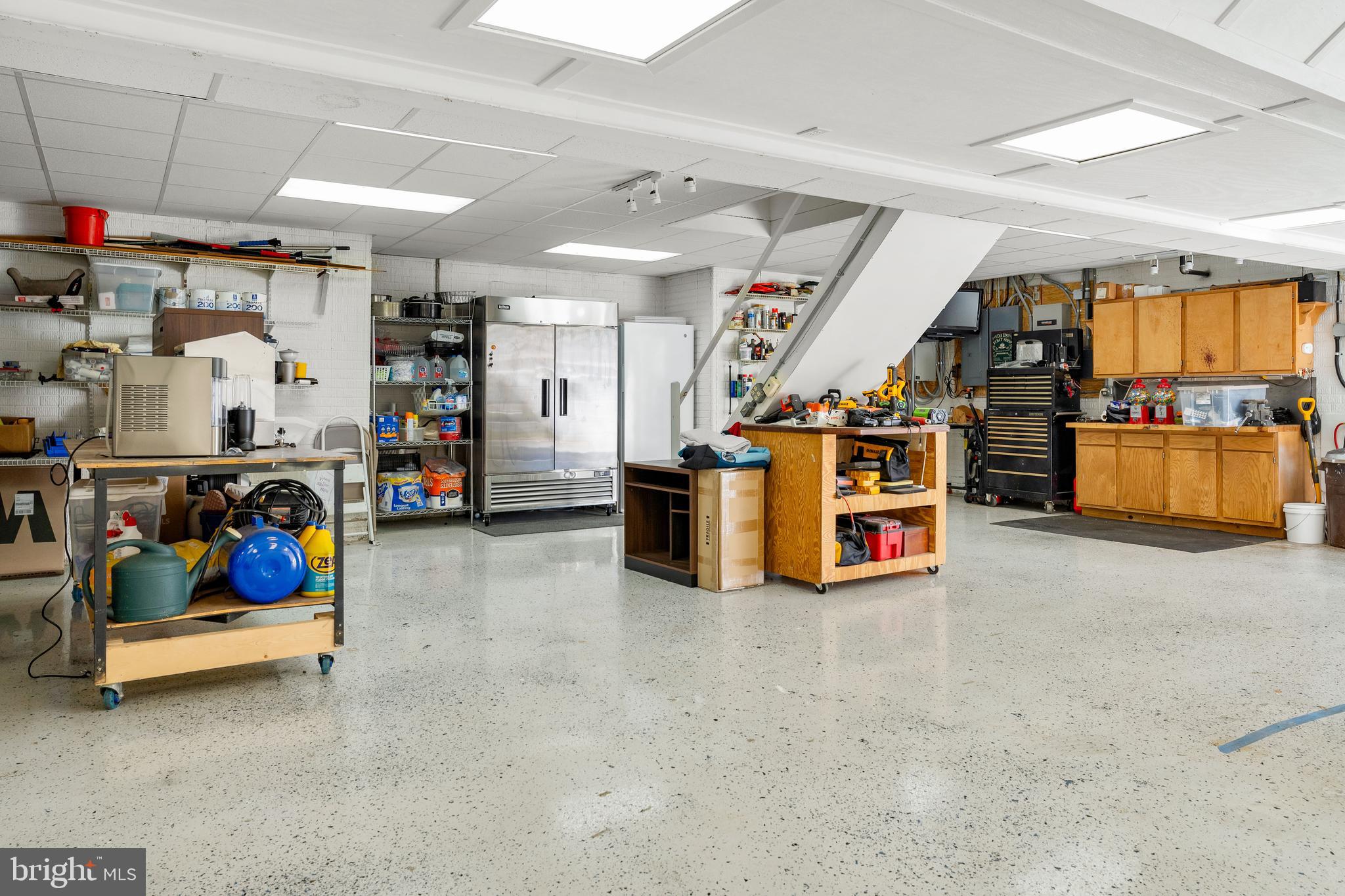 WHITAKER WOODS - Residential