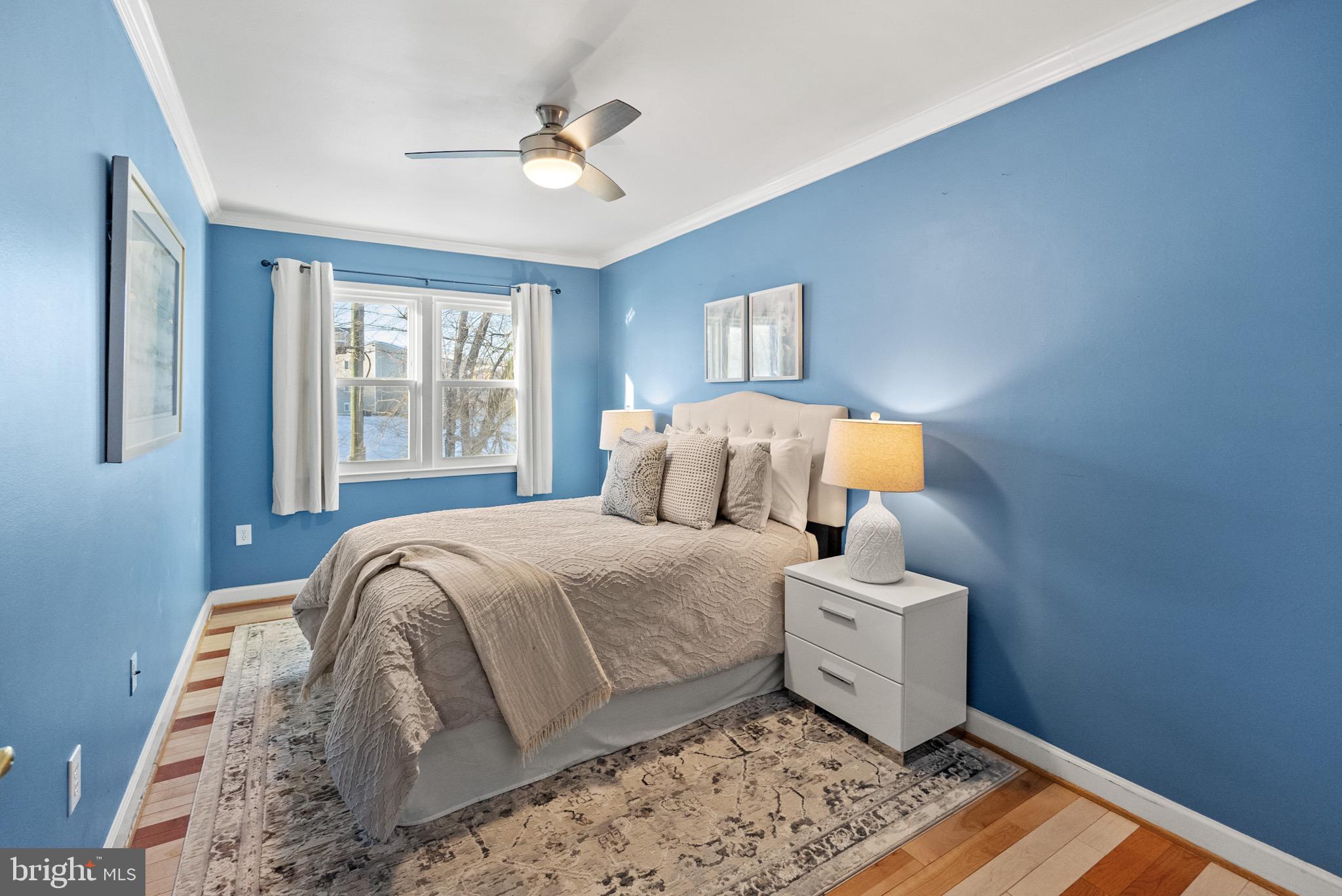 VILLAGE GATE - Residential