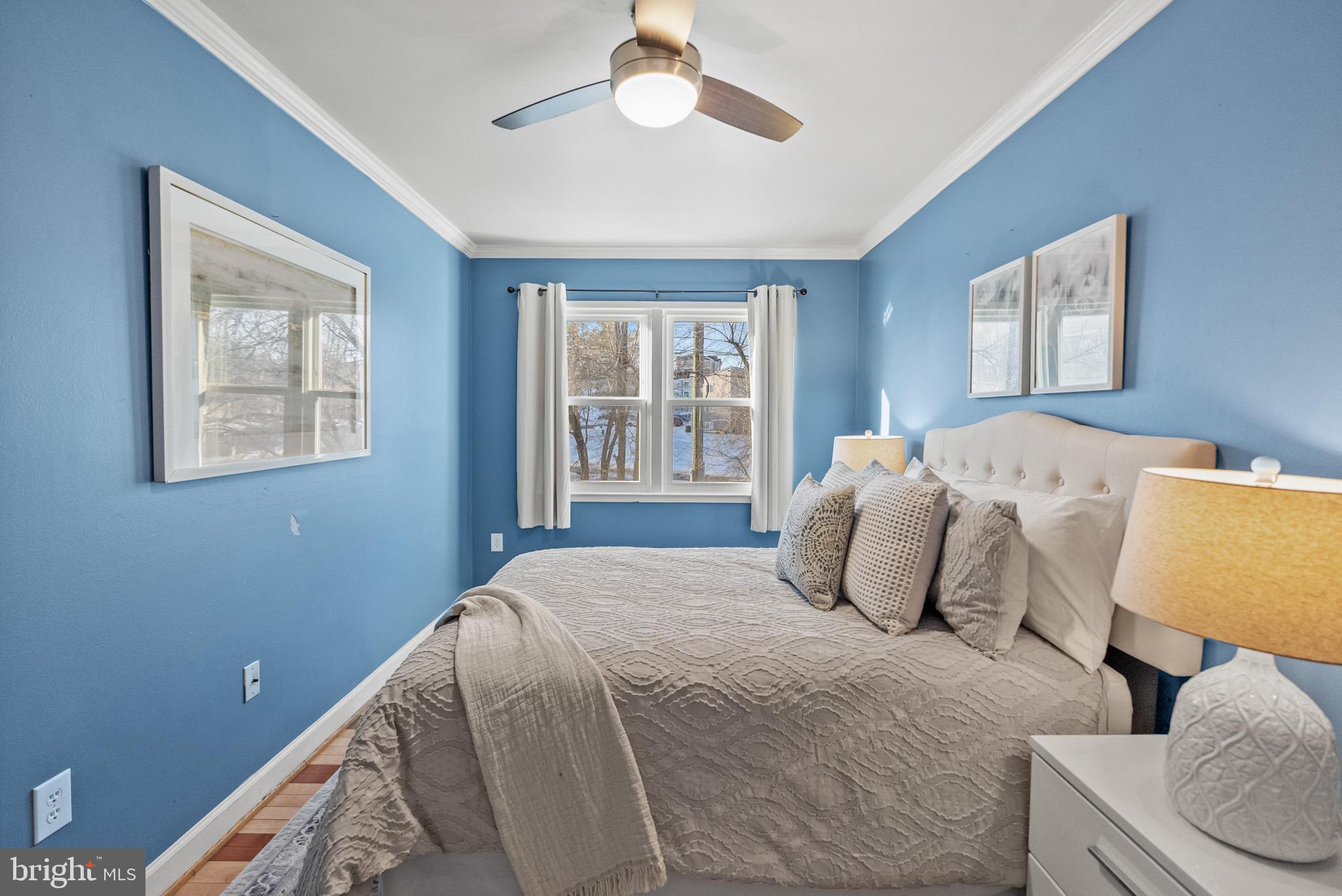 VILLAGE GATE - Residential