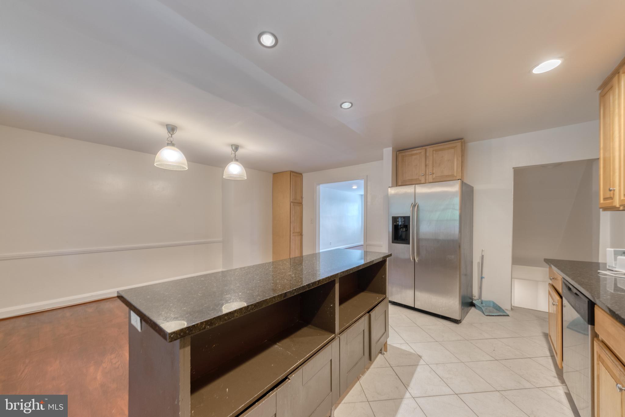 ACADEMY HEIGHTS - Residential Lease