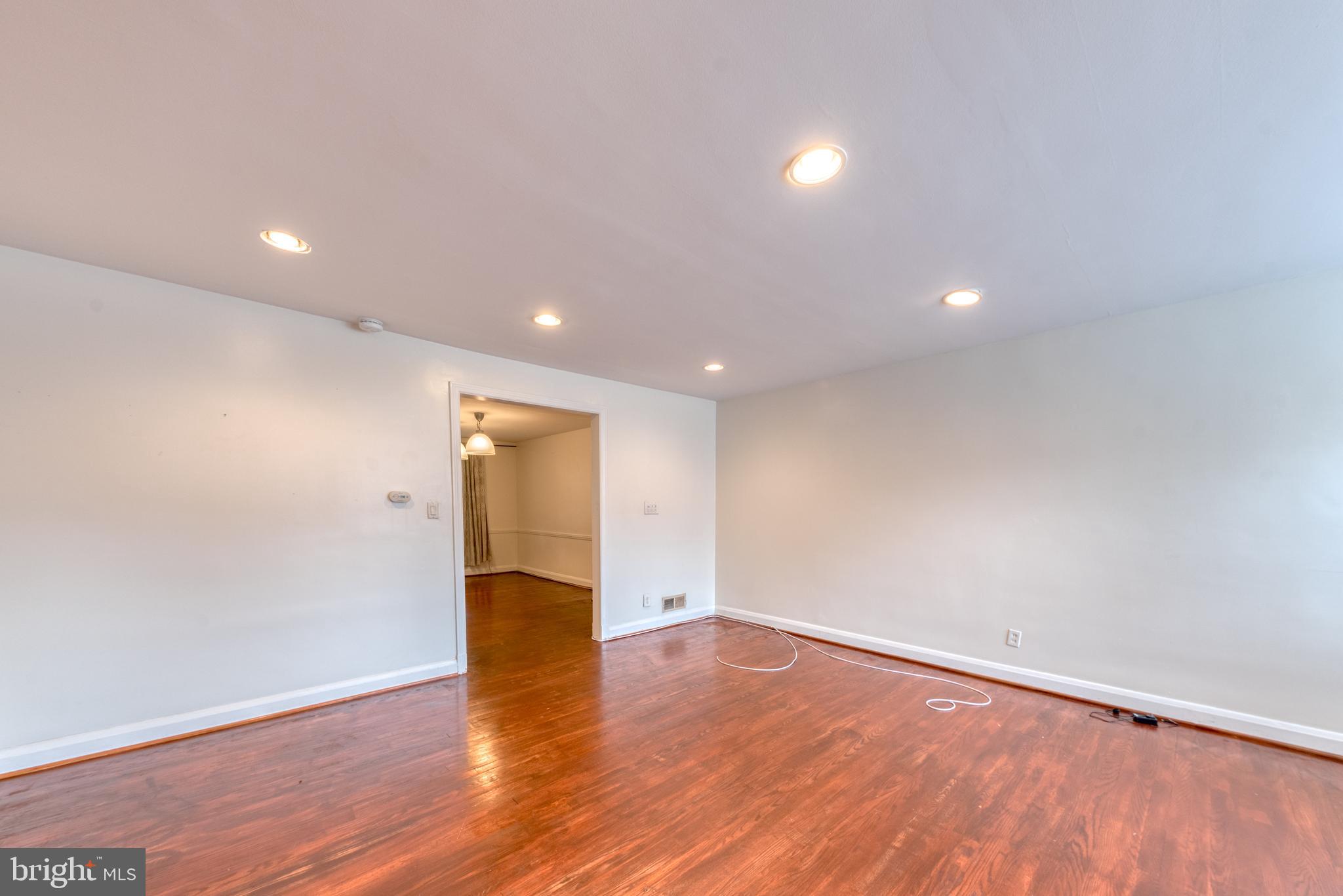 ACADEMY HEIGHTS - Residential Lease