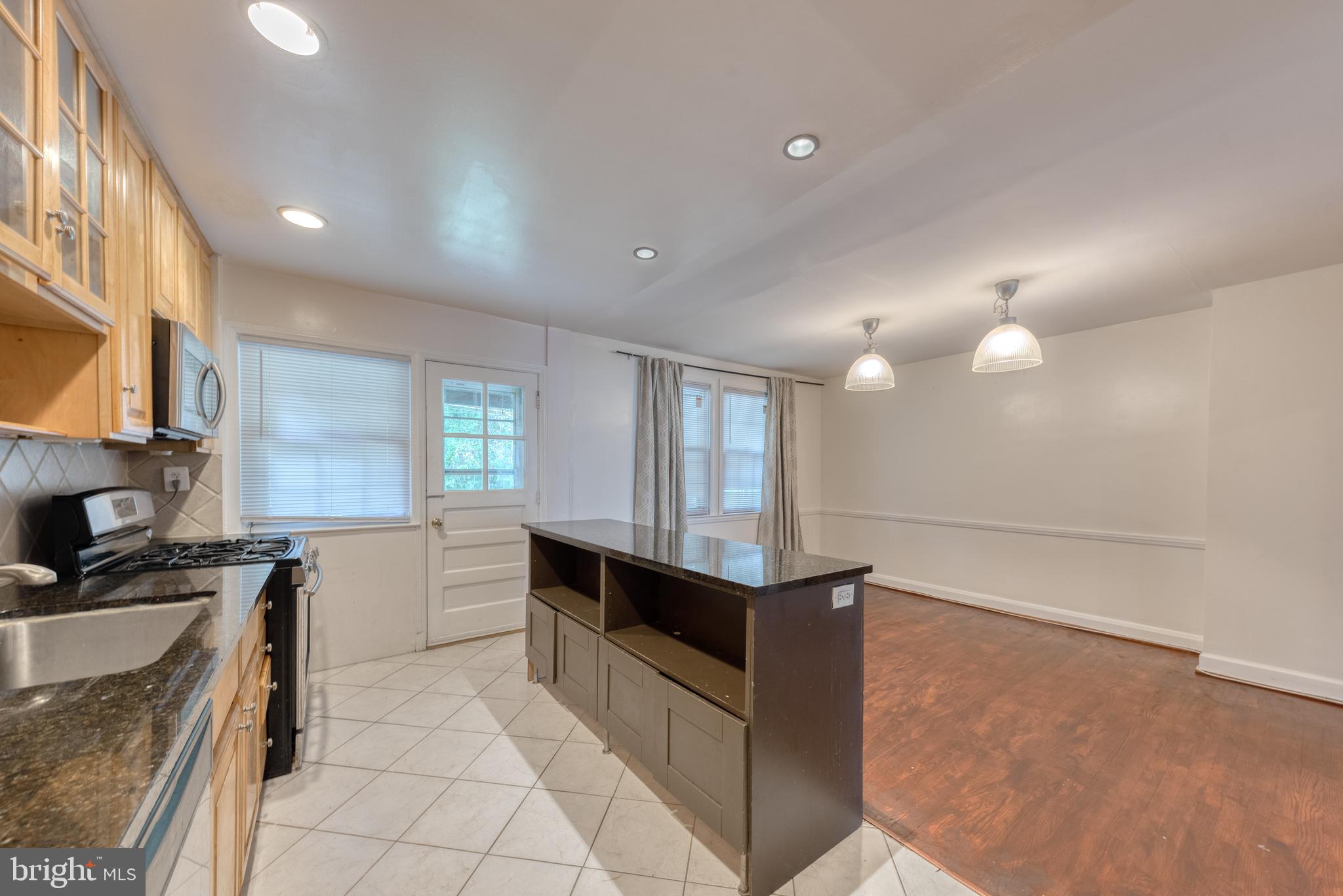 ACADEMY HEIGHTS - Residential Lease