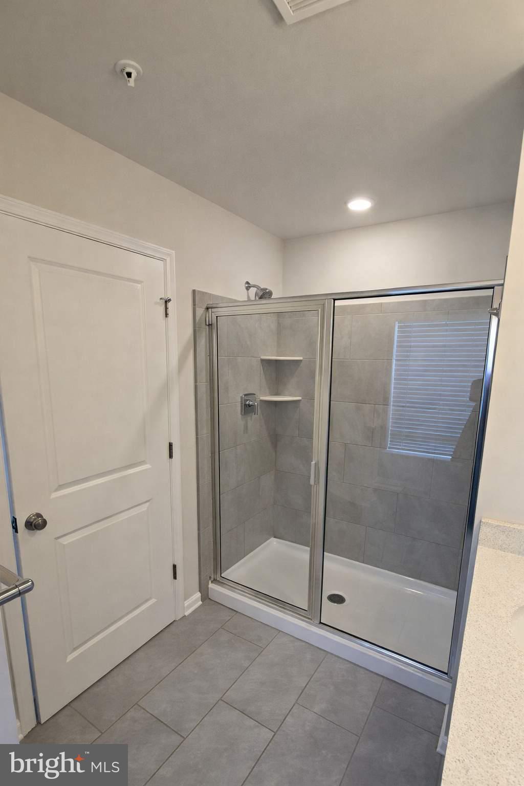 WOODYARD - Residential Lease