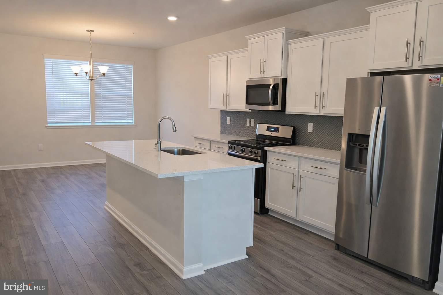 WOODYARD - Residential Lease