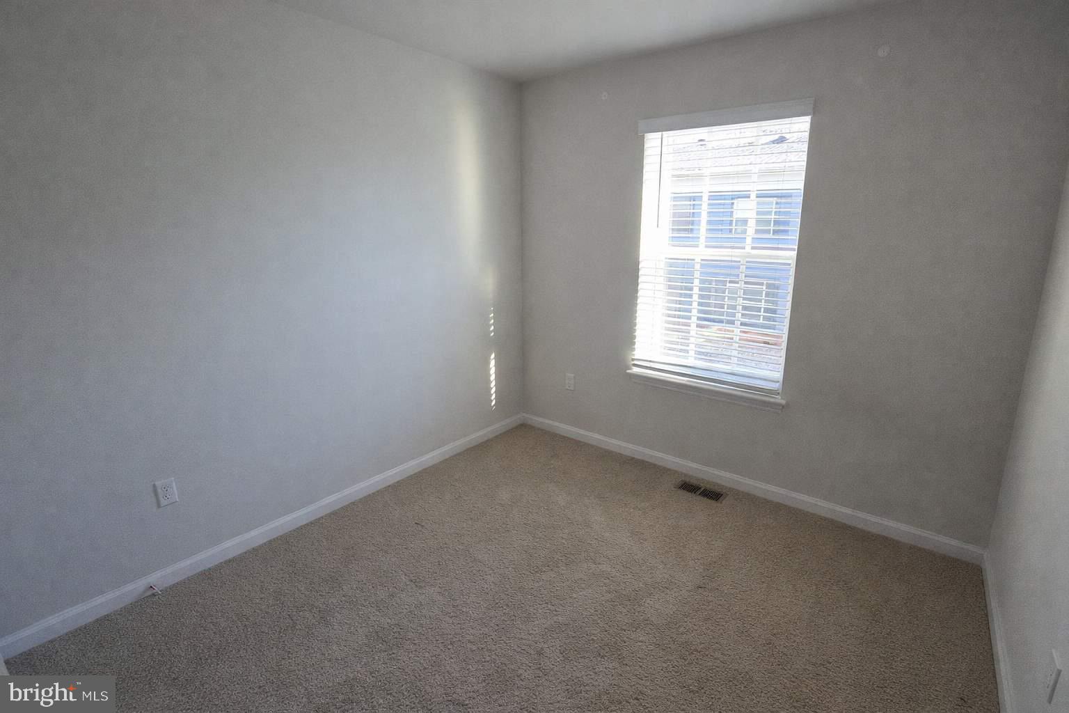 WOODYARD - Residential Lease