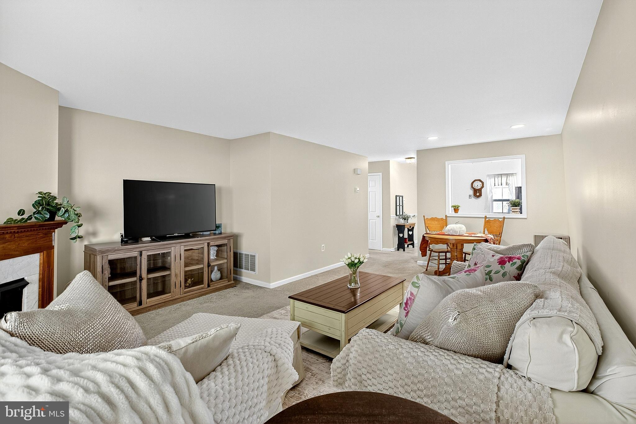 BALLINAHINCH - Residential