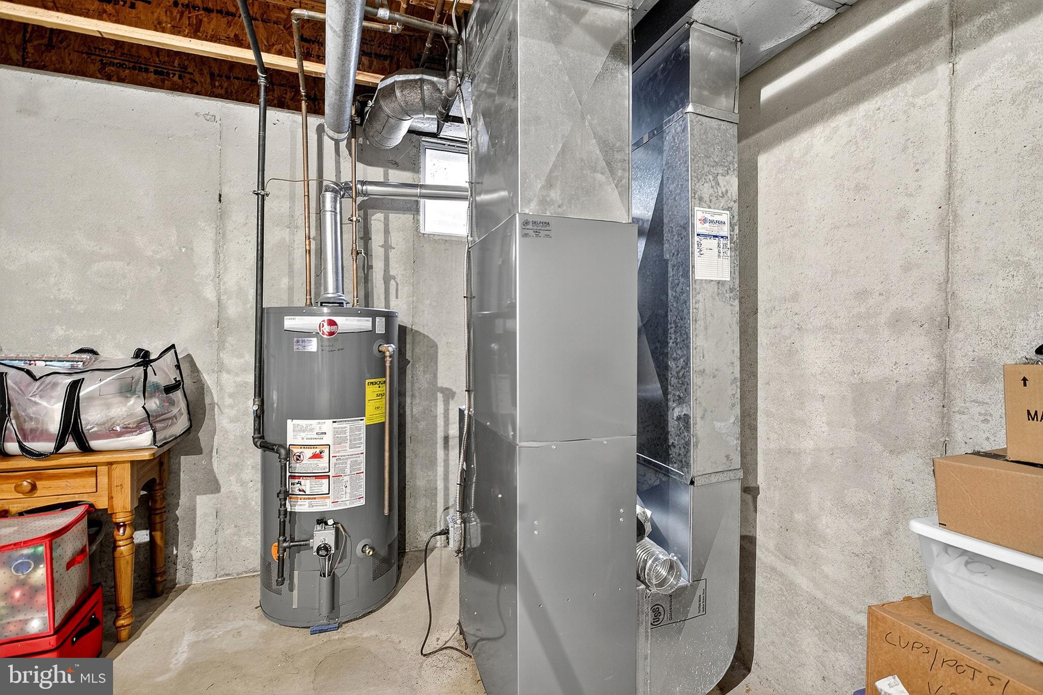 BALLINAHINCH - Residential