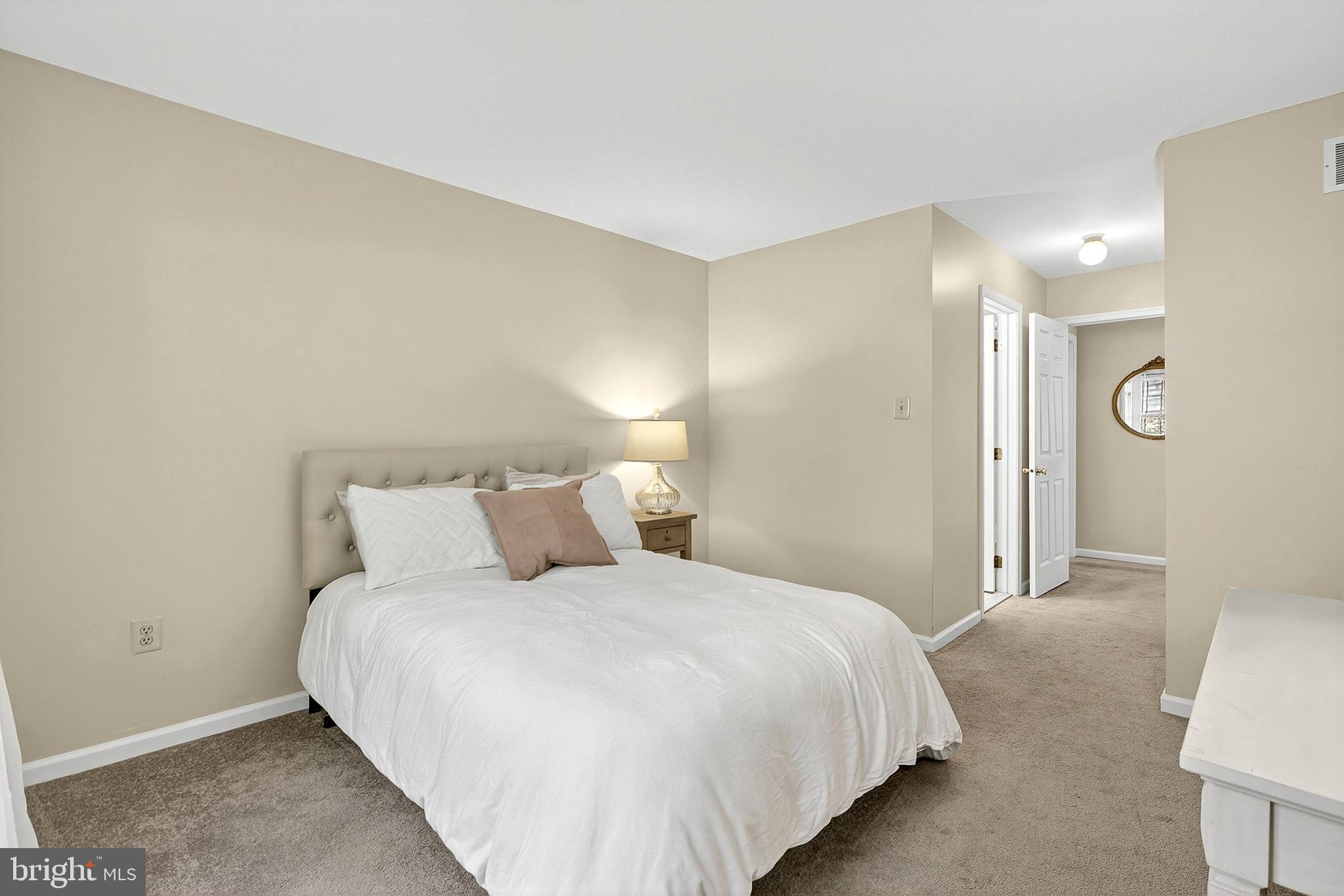 BALLINAHINCH - Residential