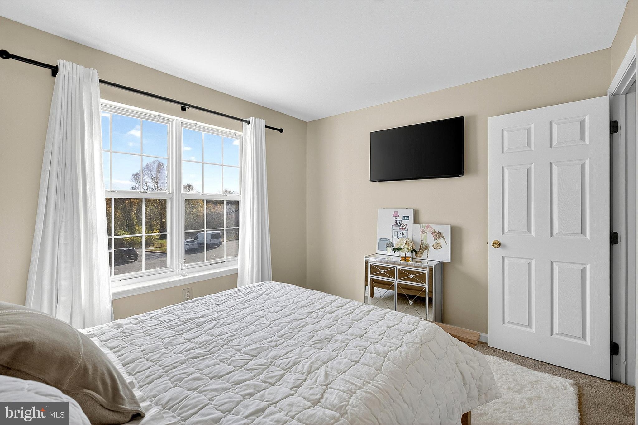 BALLINAHINCH - Residential