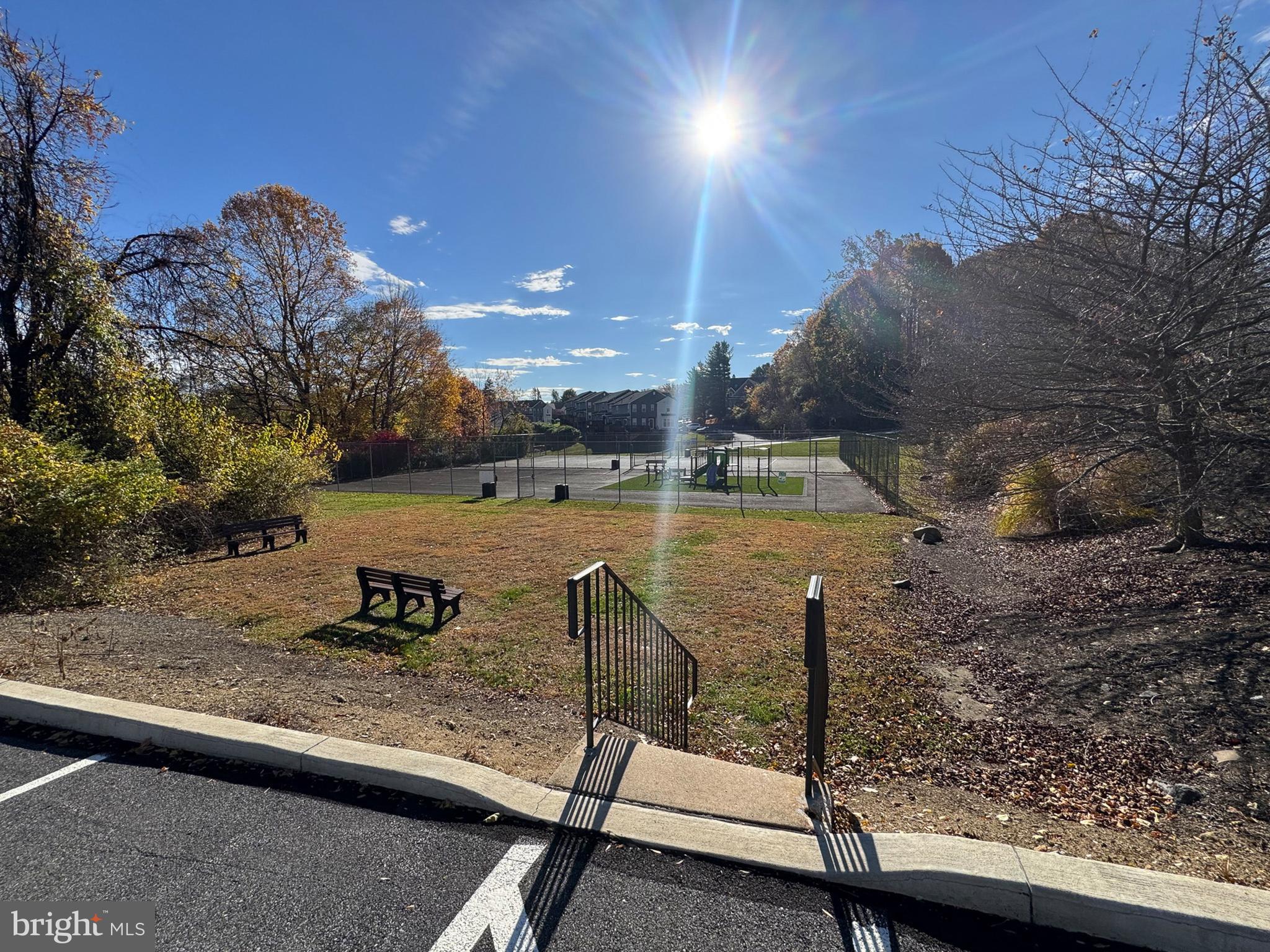 BALLINAHINCH - Residential