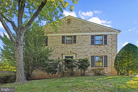 4301 GREENBERRY LANE ANNANDALE VA 22003