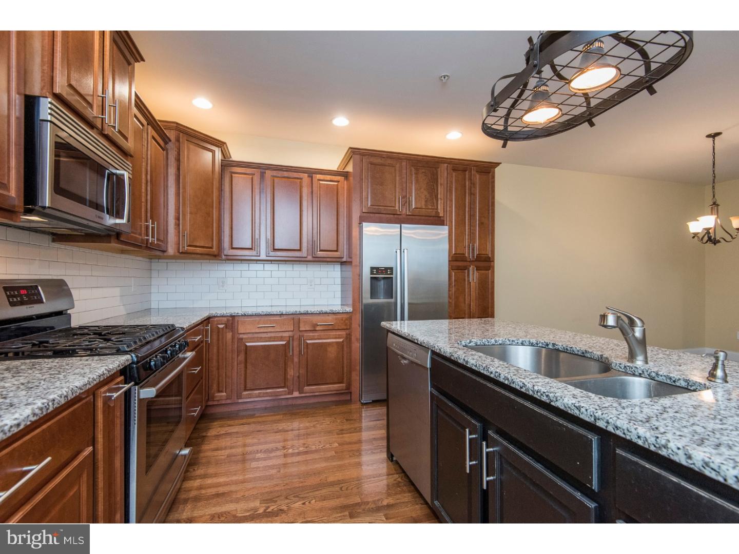 MANAYUNK - Residential Lease