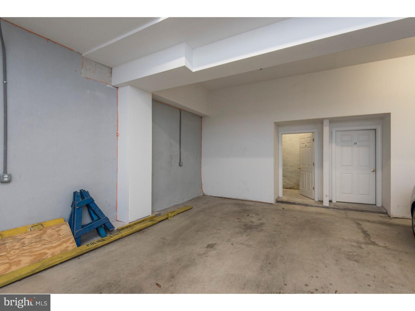 MANAYUNK - Residential Lease