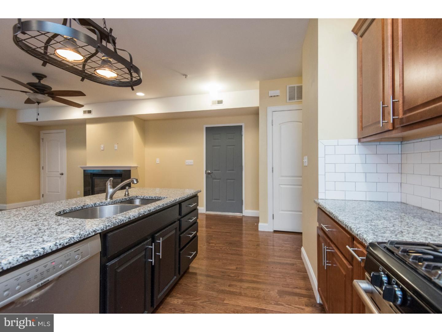MANAYUNK - Residential Lease