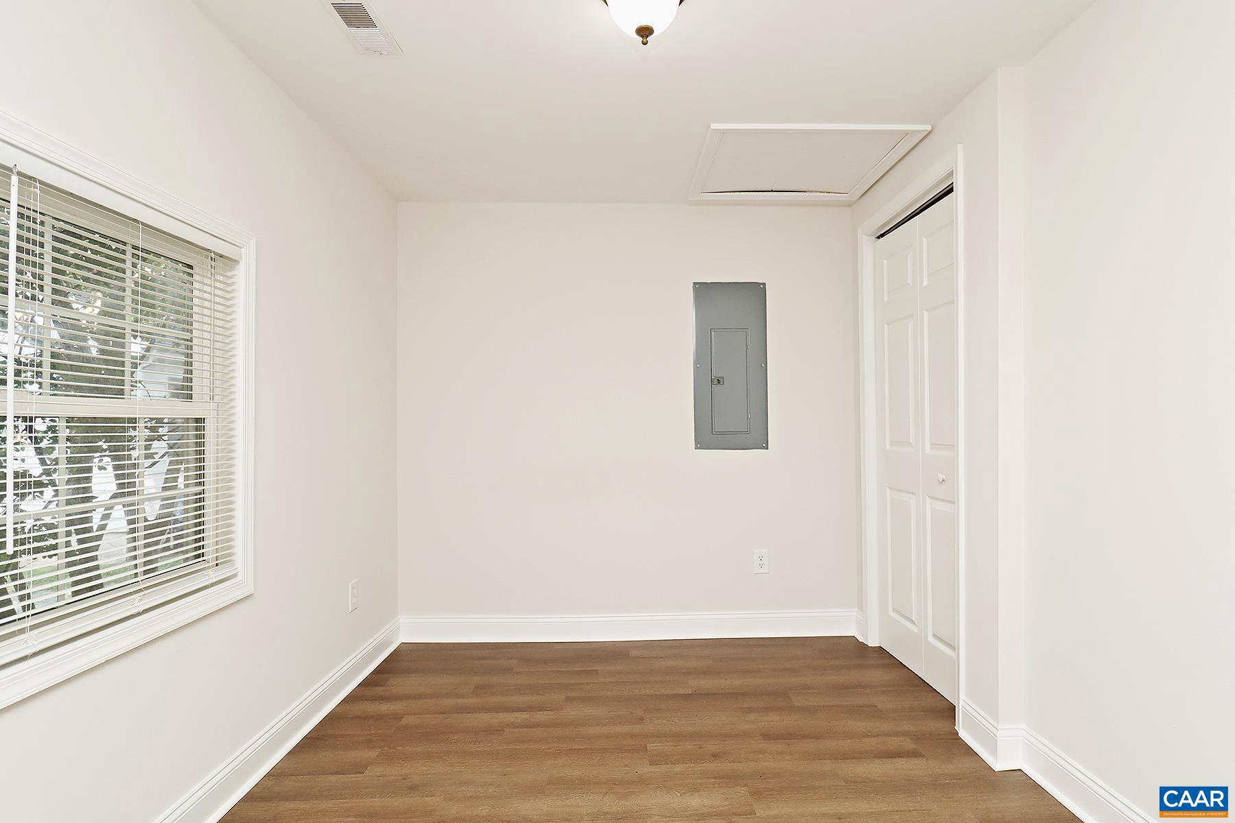 BELMONT - Residential Lease