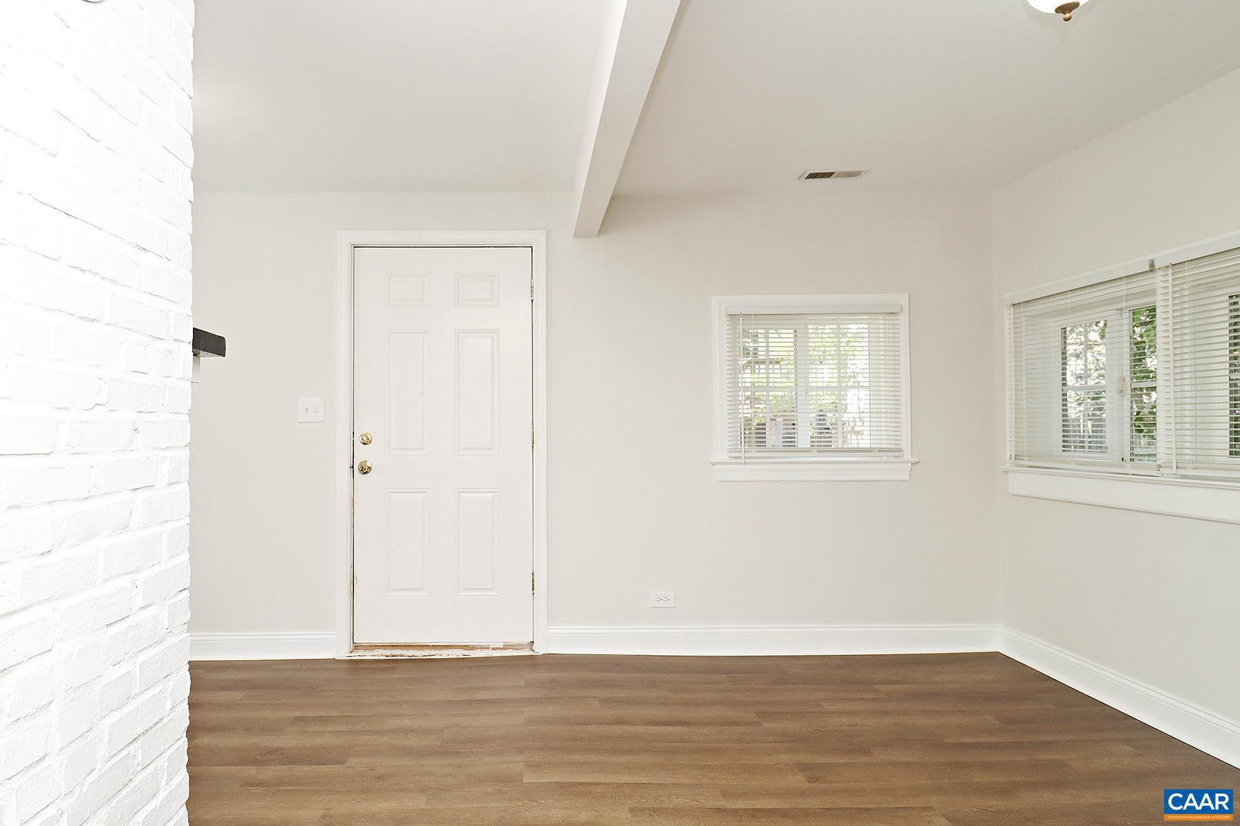 BELMONT - Residential Lease