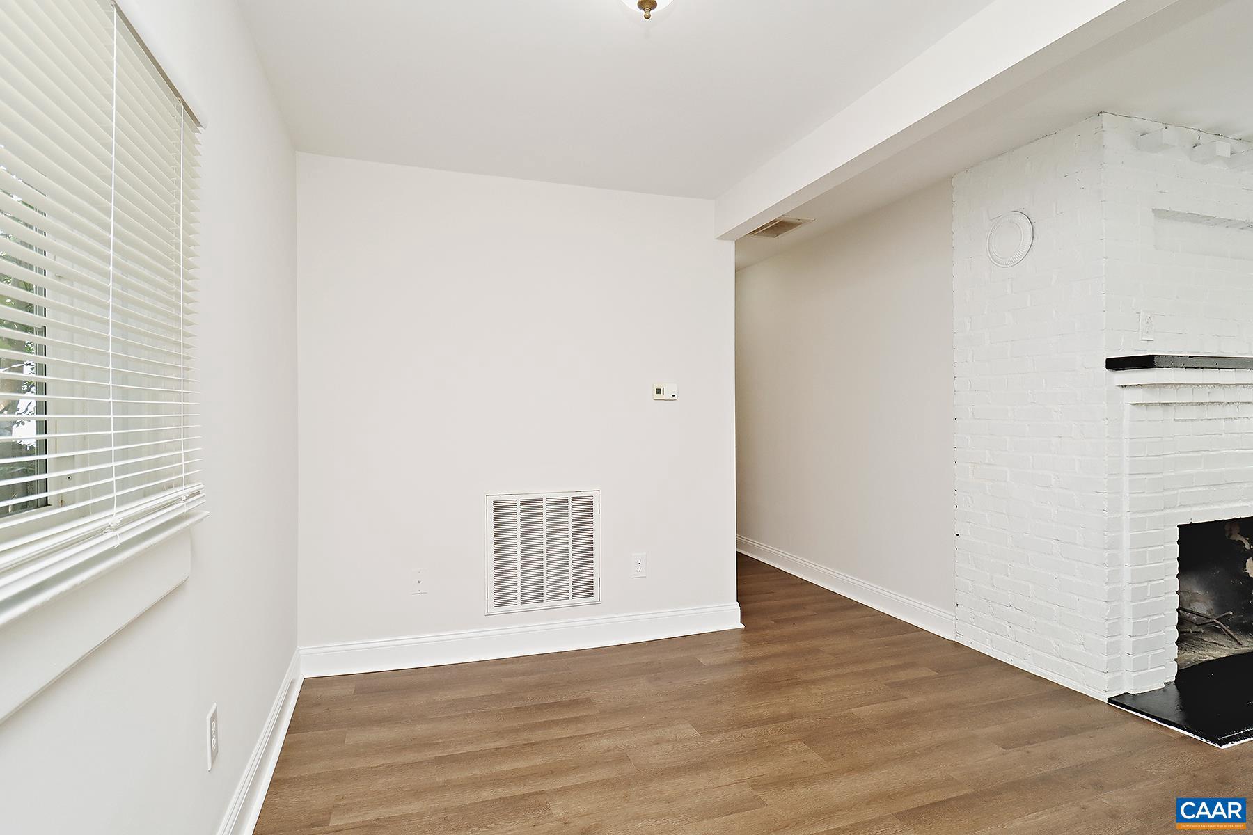 BELMONT - Residential Lease