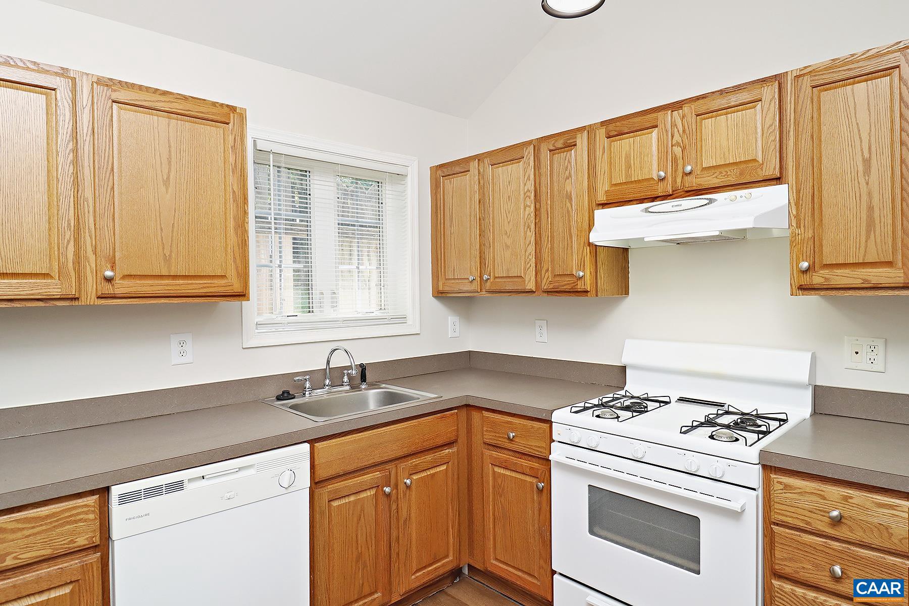 BELMONT - Residential Lease