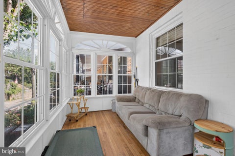 Townhouse For Sale - 592 Martin Street<br/> PHILADELPHIA, PA 19128
