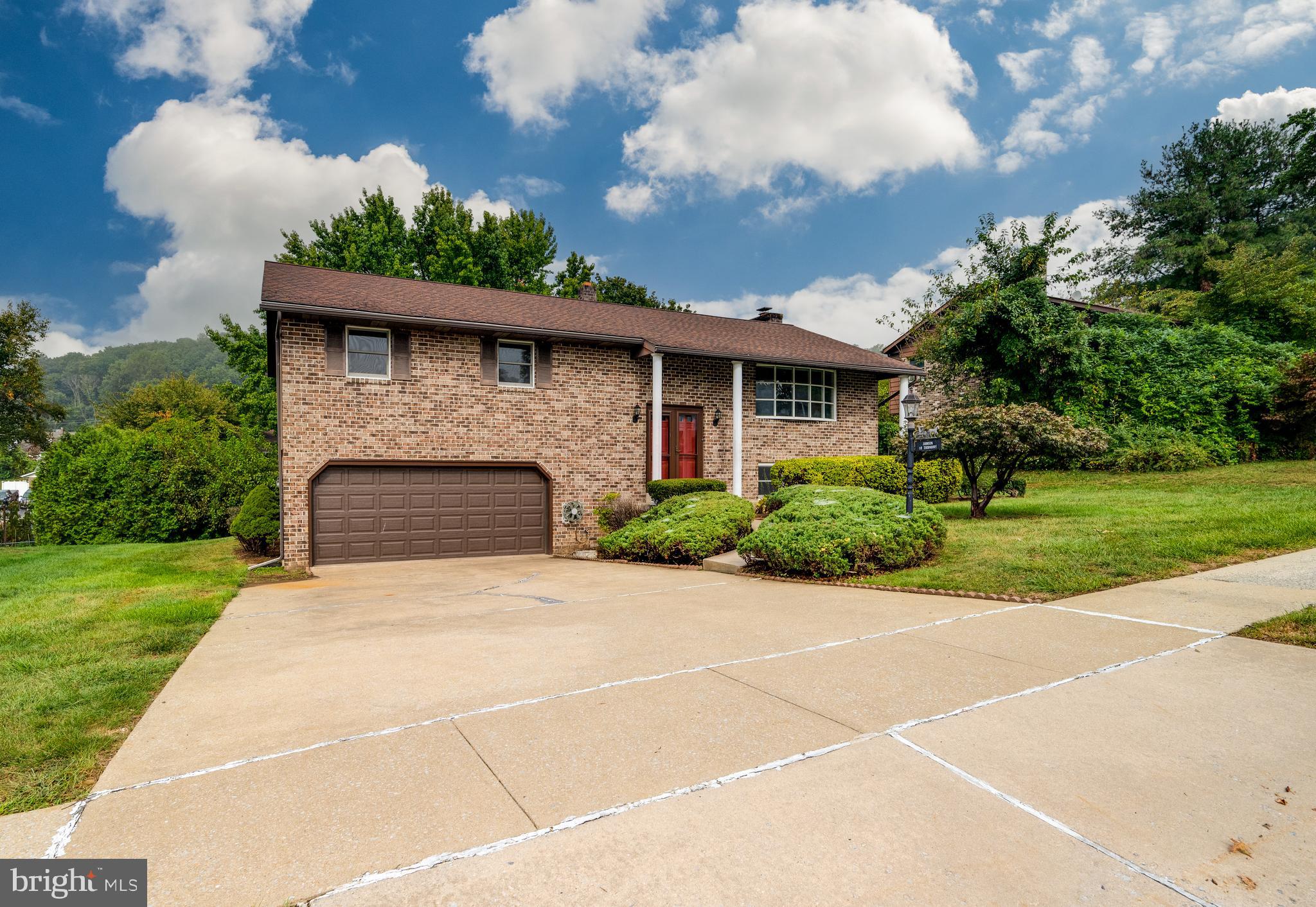 EXETER TOWNSHIP - Residential